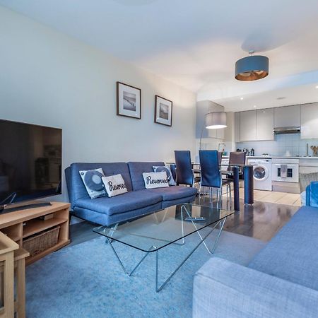 Battersea Power Station Apartment Londres Exterior foto